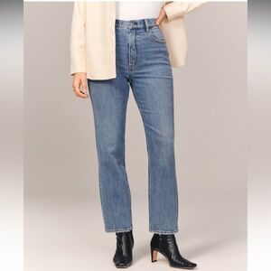 Abercrombie & Fitch Curve Love High Rise Ankle Straight Jean